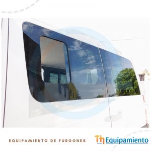 Colocación Ventanas Mercedes Sprinter - TH Equipamiento